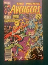 Avengers #246 Marvel Comics 1984 1ST MARIA RAMBEAU VG - $5.88 CAD