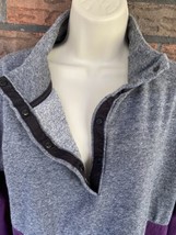 Perfect Sweatshirt Large Gray Maroon Long Sleeve Thumb Holes Snaps Shirt... - £5.25 GBP