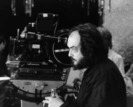 Stanley Kubrick standing by camera on set of Clockwork Orange 8x10 Photo - £7.66 GBP