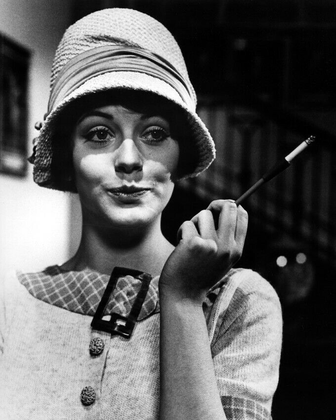 Upstairs, Downstairs Lesley-Anne Down 1920&#39;s Style Hat Cigarette 8x10 Photo - $9.75