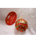 Holiday Village &quot;Multi-Colored Drops &amp; Snowflakes&quot; Ornament Ball NEW 2 1... - $181.52 MXN