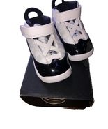 Nike Air Jordan White and Black Sneakers  Toddler/Baby Size 4 C    32342... - $27.68 CAD