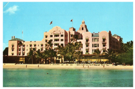 The Royal Hawaiian Hotel on Waikiki Beach Postcard - £5.48 GBP