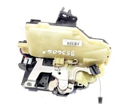 Front Left Door Lock Actuator PN: P0M-25849-D1 OEM 2004 Volkswagen Phaeton90 ... - £63.25 GBP