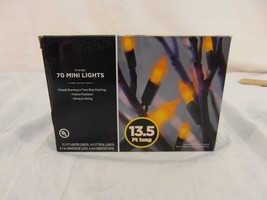 New UL 13.5 Lighted Feet Orange 70 Mini Christmas Lights Indoor/Outdoor QZ - £12.98 GBP