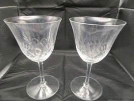 CRYSTAL WINE 2 GOBLETS CRISSCROSS PINEAPPLE DESIGN  - £19.78 GBP