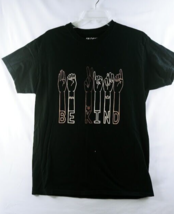 “Be Kind” Sign Language Size Medium Short Sleeves Black Graphic T Shirt - £7.97 GBP