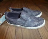 Cat &amp; Jack Boys Camouflage Slip On Shoes Size 3 - $10.99