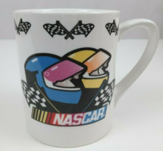 2002 Gibson Nascar Helmets &amp; Checkered Flags Design 4&quot; Coffee Cup - £5.31 GBP