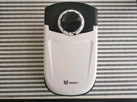 Top Paw Small Pet Feeder with Clock Lock - $12.00