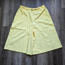 Vintage Culottes Shorts Womens Yellow Christel USA Retro Wide Leg Flair Granny - £23.54 GBP