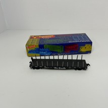 USED HO Scale Flat Car w/ Stakes Rio Grande D&amp;RGW #22317 Read - $18.73