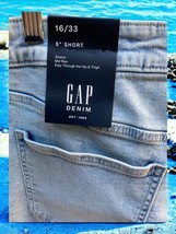 Gap Distressed Ladies Light Blue Denim Mid Rise Shorts 5 Pocket Stretch New 16 - £25.90 GBP