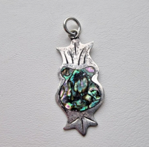 VINTAGE 925 STERLING SILVER ABSTRACTION MOTHER OF PEARL PENDANT - $523.39 MXN