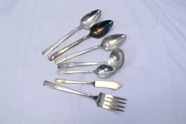 Prestige Grenoble Serving Pcs Lot of 7 Silverplate Meat Fork Knife Spoon... - $414.99 MXN