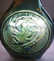 Wheaton Robert E Lee Green Carnival Glass Bottle Retro 1969 Vintage Civil War - £16.12 GBP