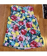 Talbots Sleeveless Roses Floral pleated Back Button Top Blouse 2P petite... - $14.82