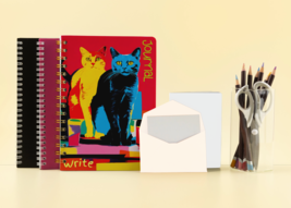 Vibrant Cat Spiral Journal  - Perfect for Animal Lovers - $316.87 MXN
