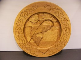 HAND CARVED WOODEN PLATE w/ FISH 11 1/2&quot; DIAMETER - $35.98