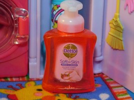DETOLL APPLE SCENTED HAND SOAP fits Zuru Mini Brands Miniatures L@@K!! RARE - £15.50 GBP