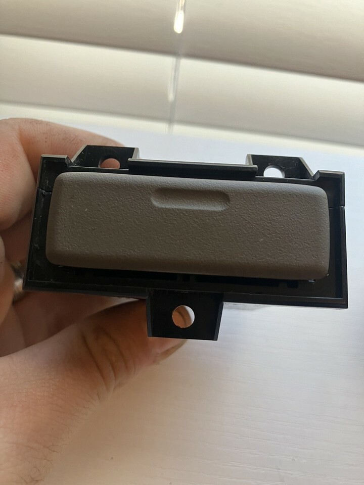 1999 2000 2001 2002 2003 2004 ACURA RL DASH COIN POCKET 77752-SZ3A-A010 - $19.79