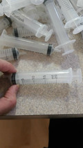 NEW 100 JELLO SHOT SYRINGES INJECTORS IN-JECTOR BAR MINI SMALL SIZE .75 ... - $39.57