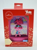 Hallmark Christmas Tree Ornament -Trolls World Tour - Poppy - Lights Up (New) - £18.91 GBP