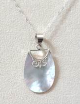 Pretty Mother of Pearl and Sterling Silver 925 Pendant on 18 in. Sterlin... - $18.95
