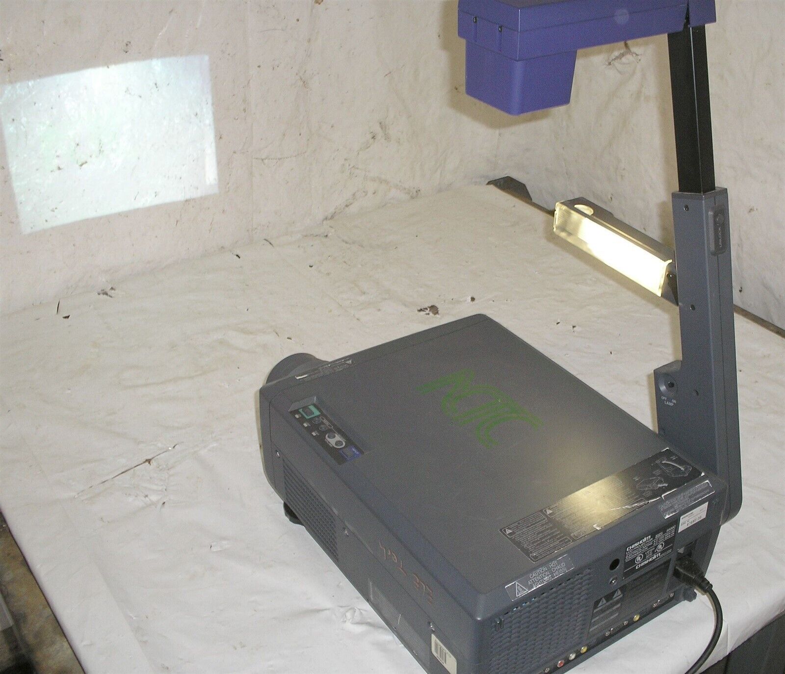 Chisholm Nova LCD Overhead Projector S500C - $377.99
