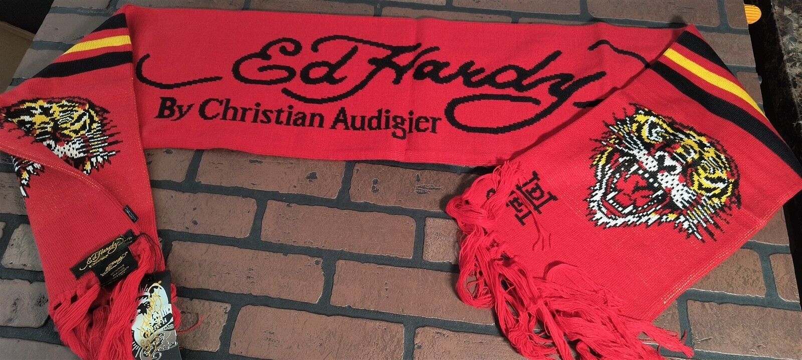 Ed Hardy By Christian Audigier-2000s Vintage Rojos Tigre Bufanda ~ Nunca Worn