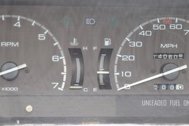 1989 Isuzu 2.6L TF Pickup Speedometer Instrument Gauge Cluster w/ Tach Oil Batt image 5