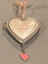 2.5" Someone Special Picture Frame Ornament *Pre-Owned/No Package* DMA - $13.99