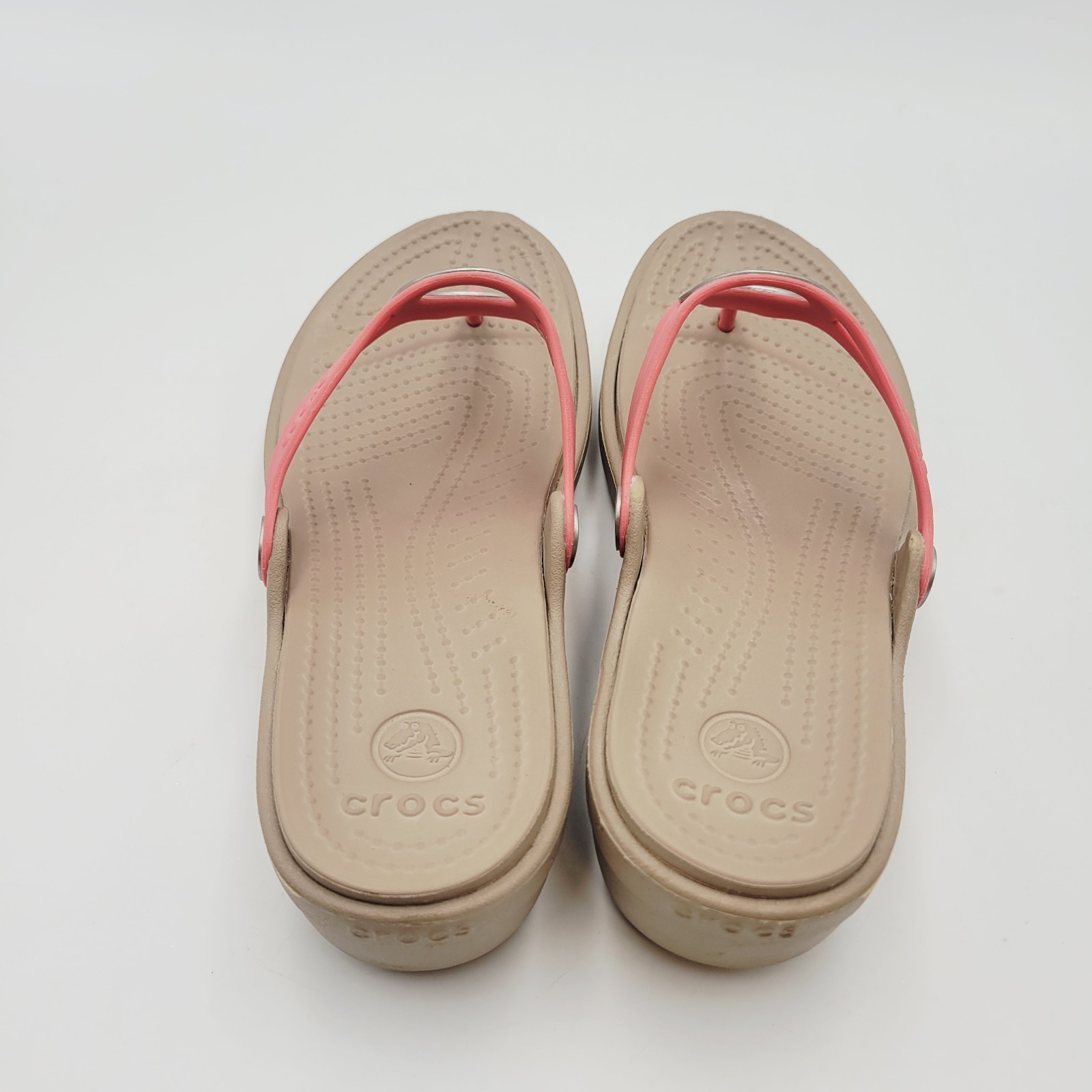 Crocs Sanrah Matte Circle Wedge Flip Sandal Women's Size 8 Coral/Tumbleweed  Item image 10