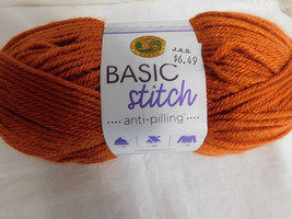 Lion Brand  Basic Stitch Anti Pilling Pumpkin Dye Lot  04 - $4.99