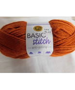 Lion Brand  Basic Stitch Anti Pilling Pumpkin Dye Lot  04 - £3.92 GBP