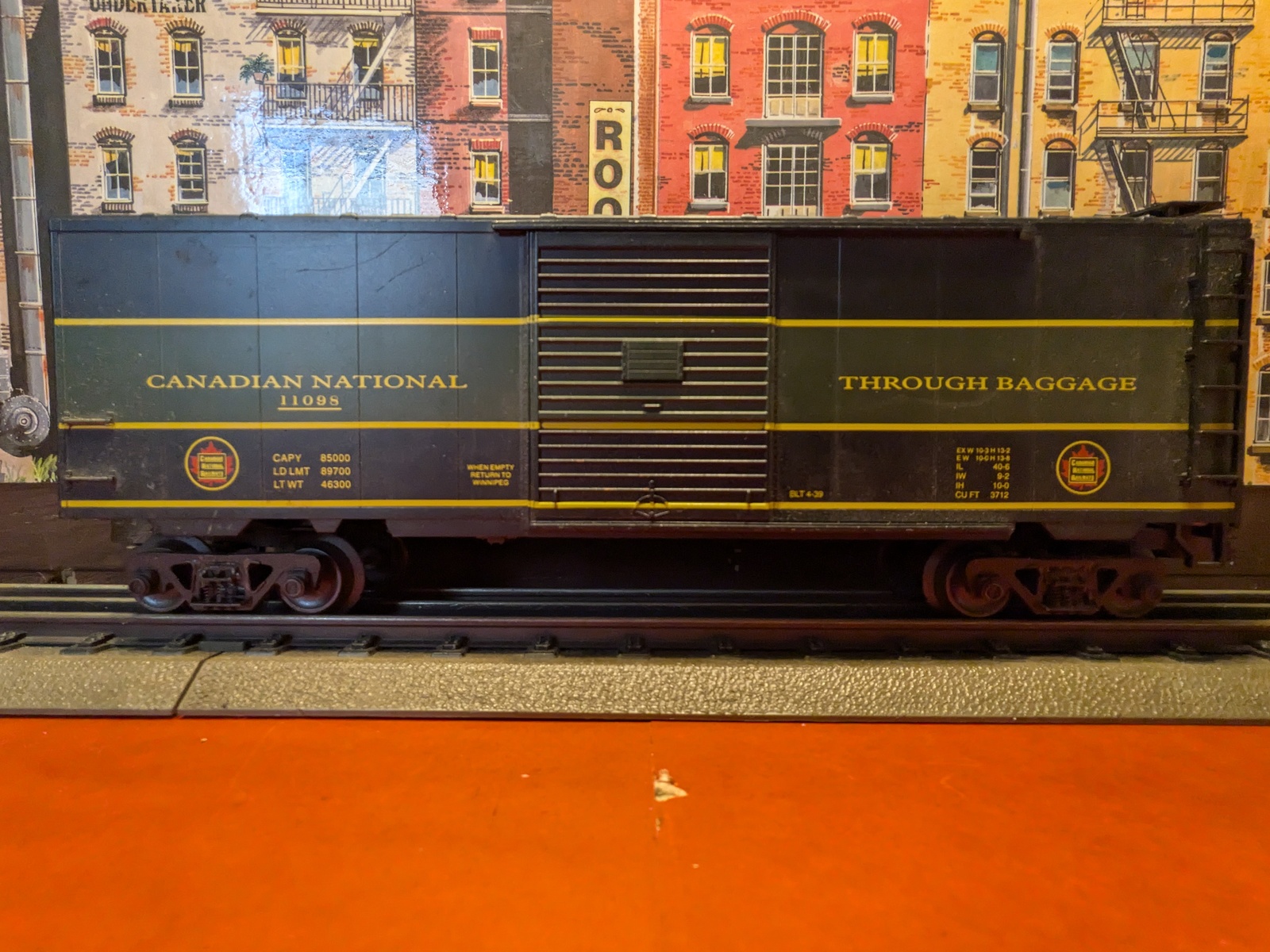 WEAVER  USED  MODIFIED  #11067 Canadian National 11098 Through Baggage  ... - $10.00