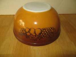 Vintage Pyrex 2.5qt Old Orchard Mixing Bowl #403 - £11.85 GBP