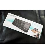 Logitech Wireless Touch Keyboard K400 Built in Trackpad for PC TV NEW - $462.53 MXN