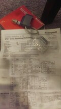 NEW RARE Honeywell Autotuning Photoelectric Sensor pn#- HPX-T2-HC HTX Se... - $76.43