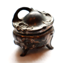 Antique Art Nouveau Trinket Box Worn Silverplate Silk Lined Flower Footed Casket - £35.56 GBP