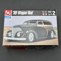 Ertl AMT 1939 &#39;39 Wagon Rod Model Kit 1:25 Scale Open Box  - $185.46 MXN