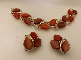 Vtg Gold Tone Leaf Rust Orange Thermoset Bracelet Clip Earrings Set Autu... - $38.24