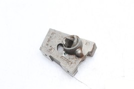 99-12 PORSCHE 911 996 997 CONVERTIBLE RIGHT RH LOCK BRACKET E5797 image 9