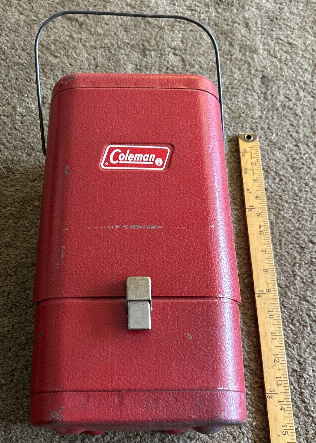 Primary image for Vintage Red Coleman  6/52 Lantern With Metal Red Case
