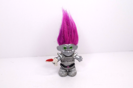 Vintage Russ Troll Silver Space Alien w/ Pink Metallic Hair Ray Gun - £19.88 GBP