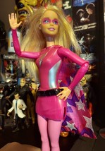 Barbie Princess Power Superhero Doll 2013 Mattel w/ Cape ~ Pink Mask - £11.92 GBP