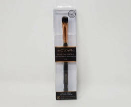 Crown Pro Deluxe Oval Concealer Brush - New - $7.35