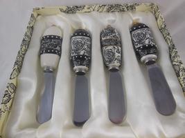 Set of 4 Mud Pie Classic Toile Cheese Spreaders with Porcelain Handles #... - £26.46 GBP