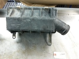 Intake Air Box From 1988 Chrysler  New Yorker  3.0 - $98.70