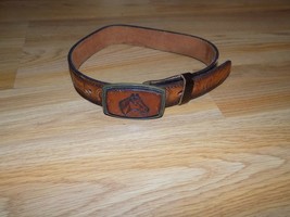 Child Size 20 Tooled Brown Leather Country Western Belt JAKOB Horse Buckle 25&quot; - £19.18 GBP